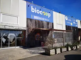 5-biocoop-graines-de-millet-saint-didier-sous-aubenas-magasin-bio-facade-devanture.webp